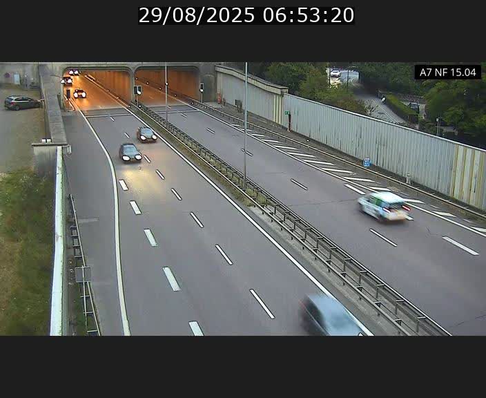 <h2>Caméra trafic Luxembourg - A7, Tunnel Mersch, entrée sud, direction Ettelbruck</h2>