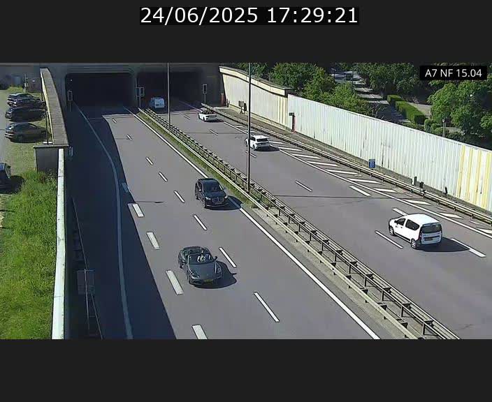 <h2>Caméra trafic Luxembourg - A7, Tunnel Mersch, entrée sud, direction Ettelbruck</h2>