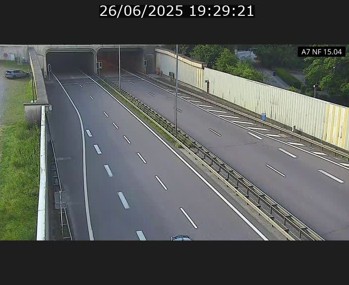 <h2>Caméra trafic Luxembourg - A7, Tunnel Mersch, entrée sud, direction Ettelbruck</h2>