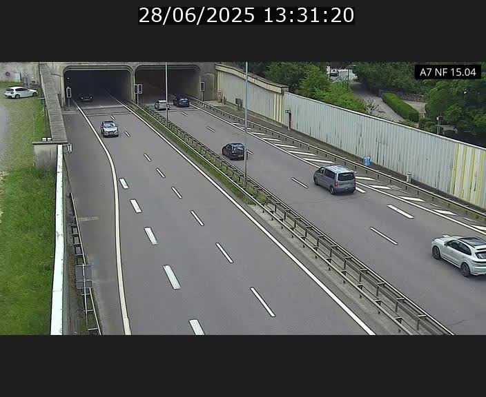 <h2>Caméra trafic Luxembourg - A7, Tunnel Mersch, entrée sud, direction Ettelbruck</h2>