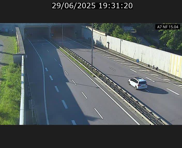 <h2>Caméra trafic Luxembourg - A7, Tunnel Mersch, entrée sud, direction Ettelbruck</h2>