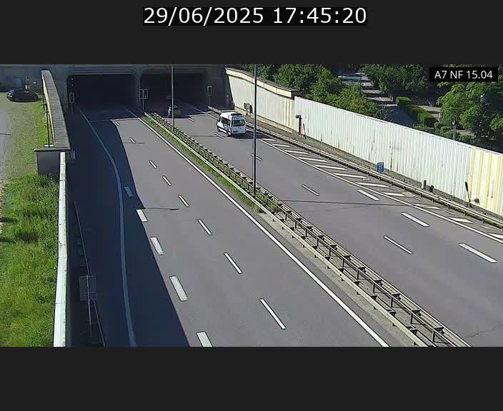 <h2>Caméra trafic Luxembourg - A7, Tunnel Mersch, entrée sud, direction Ettelbruck</h2>