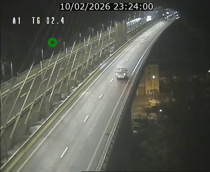 <h2>Traffic live webcam Luxembourg Sandweiler - A1 direction Luxembourg-ville - BK 2.4</h2>