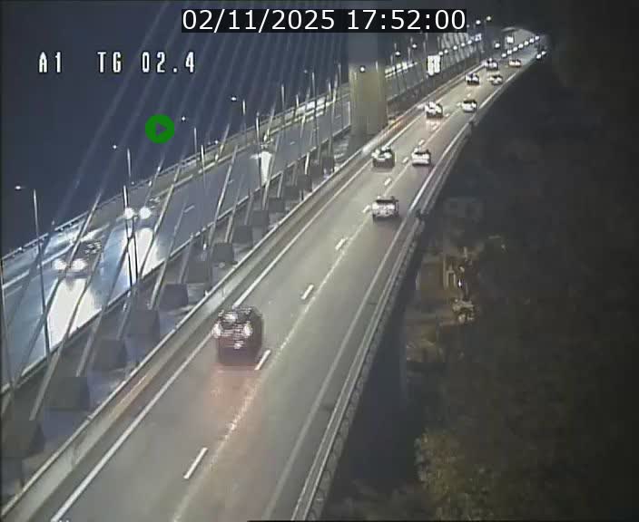 Traffic live webcam Luxembourg Sandweiler - A1 direction Luxembourg-ville - BK 2.4