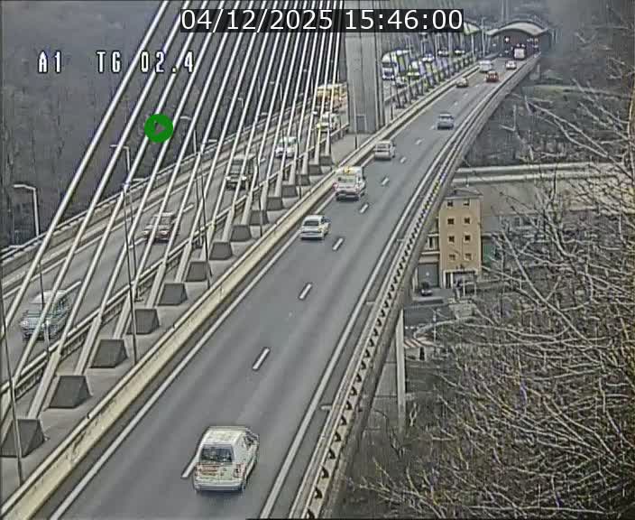 <h2>Traffic live webcam Luxembourg Sandweiler - A1 direction Luxembourg-ville - BK 2.4</h2>