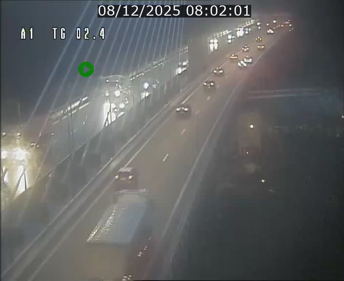 <h2>Traffic live webcam Luxembourg Sandweiler - A1 direction Luxembourg-ville - BK 2.4</h2>