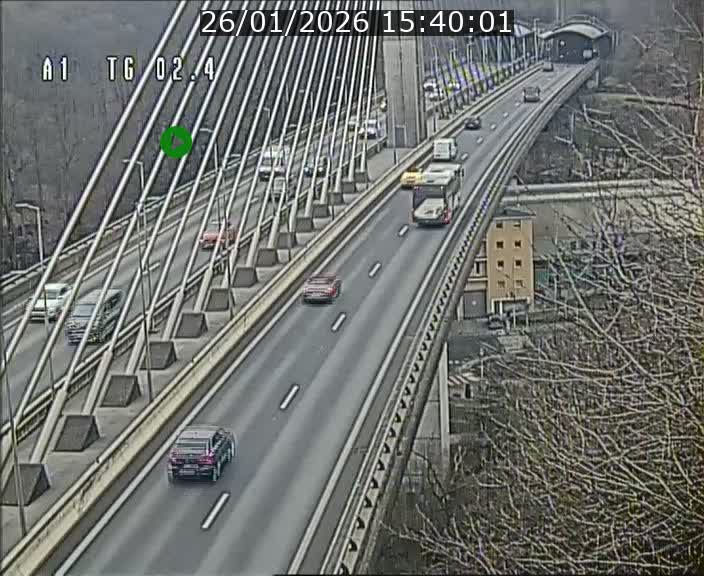 <h2>Traffic live webcam Luxembourg Sandweiler - A1 direction Luxembourg-ville - BK 2.4</h2>