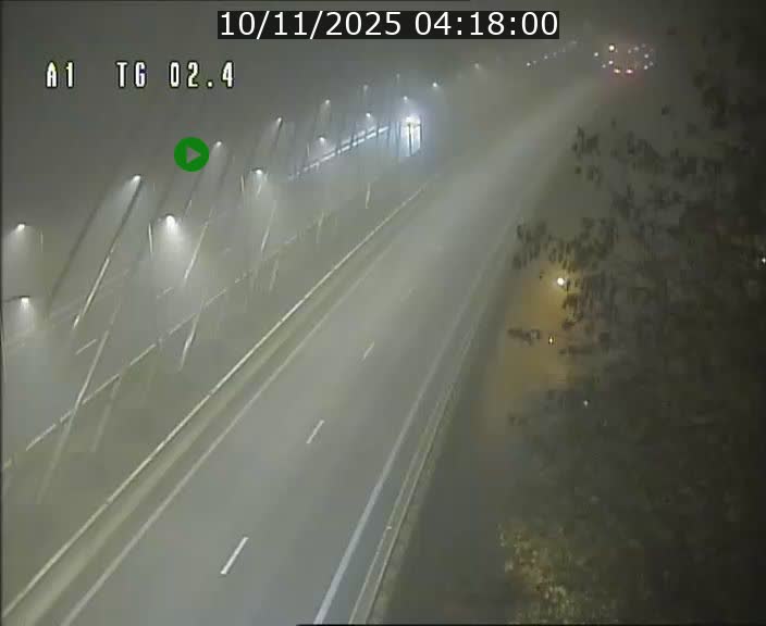 <h2>Traffic live webcam Luxembourg Sandweiler - A1 direction Luxembourg-ville - BK 2.4</h2>