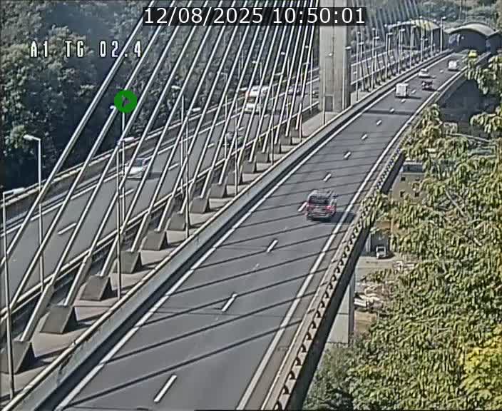 <h2>Traffic live webcam Luxembourg Sandweiler - A1 direction Luxembourg-ville - BK 2.4</h2>