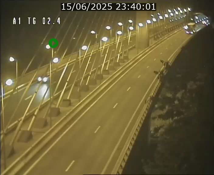 Traffic live webcam Luxembourg Sandweiler - A1 direction Luxembourg-ville - BK 2.4