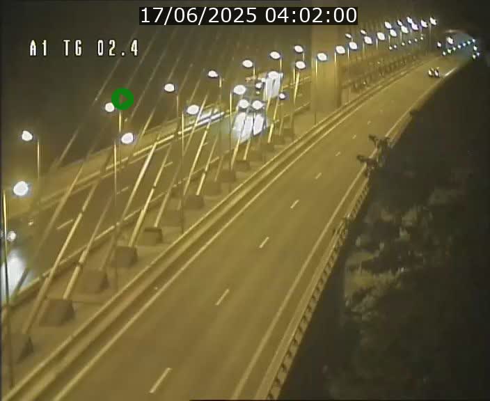 Traffic live webcam Luxembourg Sandweiler - A1 direction Luxembourg-ville - BK 2.4