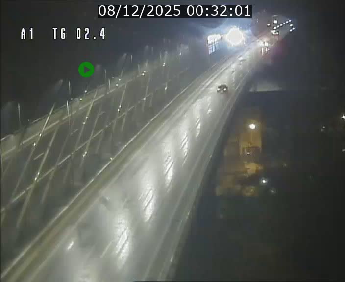 Traffic live webcam Luxembourg Sandweiler - A1 direction Luxembourg-ville - BK 2.4