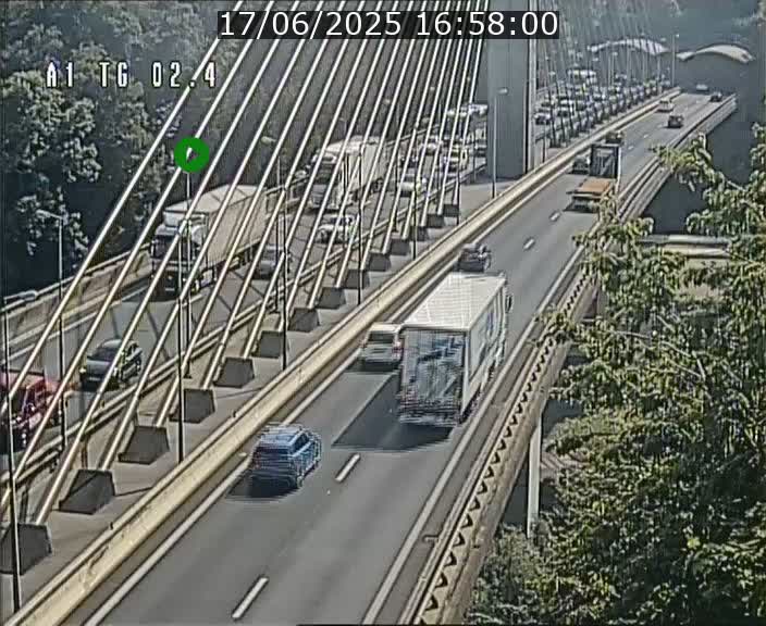 Traffic live webcam Luxembourg Sandweiler - A1 direction Luxembourg-ville - BK 2.4