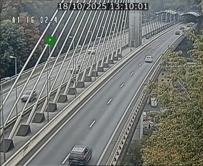 Traffic live webcam Luxembourg Sandweiler - A1 direction Luxembourg-ville - BK 2.4