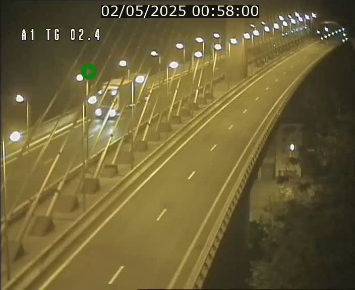 Traffic live webcam Luxembourg Sandweiler - A1 direction Luxembourg-ville - BK 2.4