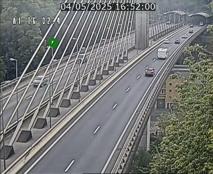 Traffic live webcam Luxembourg Sandweiler - A1 direction Luxembourg-ville - BK 2.4