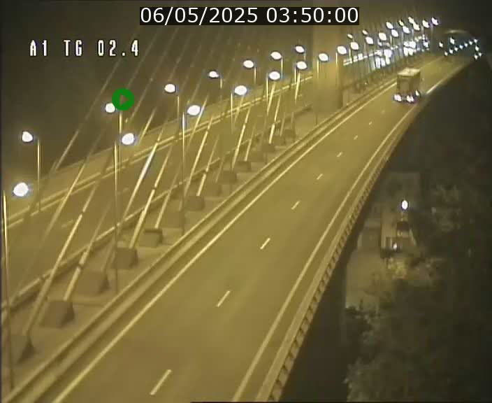 Traffic live webcam Luxembourg Sandweiler - A1 direction Luxembourg-ville - BK 2.4
