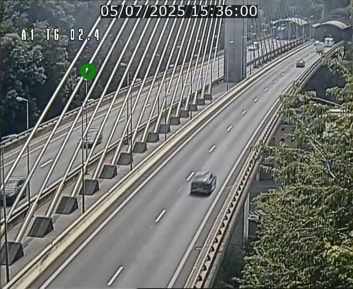 Traffic live webcam Luxembourg Sandweiler - A1 direction Luxembourg-ville - BK 2.4