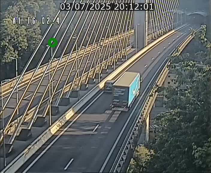 Traffic live webcam Luxembourg Sandweiler - A1 direction Luxembourg-ville - BK 2.4
