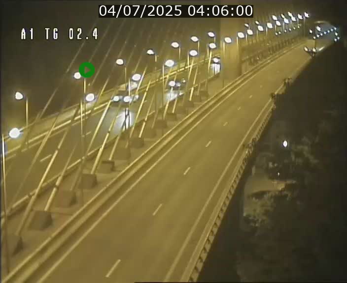 Traffic live webcam Luxembourg Sandweiler - A1 direction Luxembourg-ville - BK 2.4