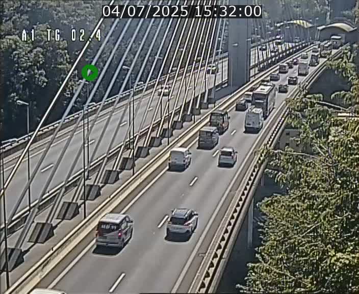 Traffic live webcam Luxembourg Sandweiler - A1 direction Luxembourg-ville - BK 2.4