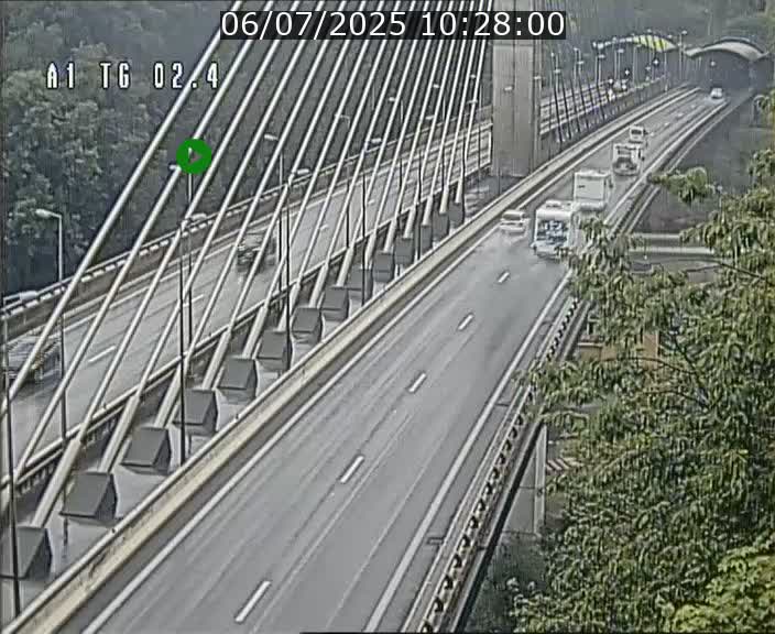 Traffic live webcam Luxembourg Sandweiler - A1 direction Luxembourg-ville - BK 2.4