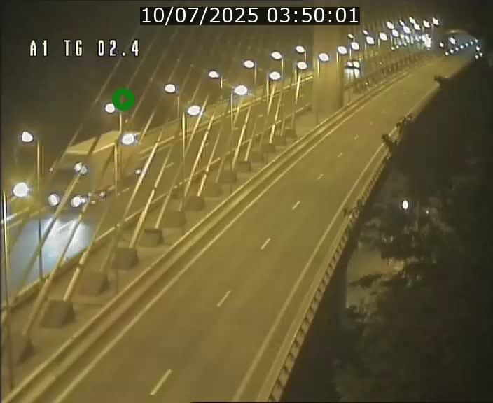 Traffic live webcam Luxembourg Sandweiler - A1 direction Luxembourg-ville - BK 2.4