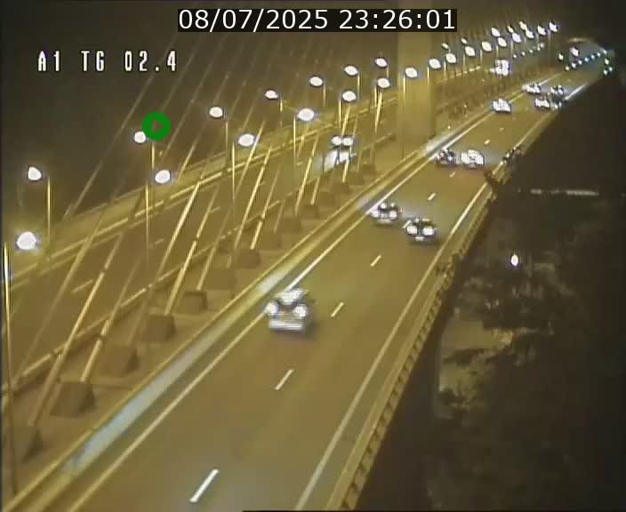 Traffic live webcam Luxembourg Sandweiler - A1 direction Luxembourg-ville - BK 2.4
