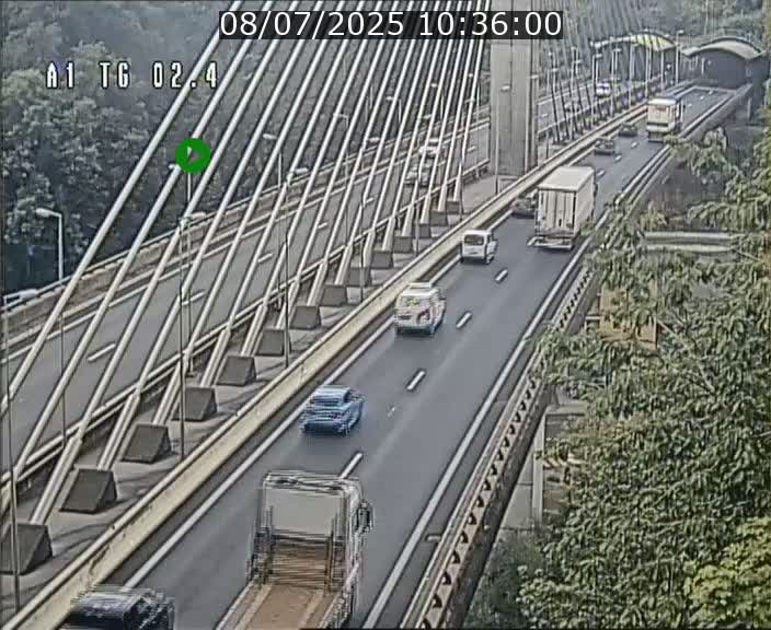 Traffic live webcam Luxembourg Sandweiler - A1 direction Luxembourg-ville - BK 2.4