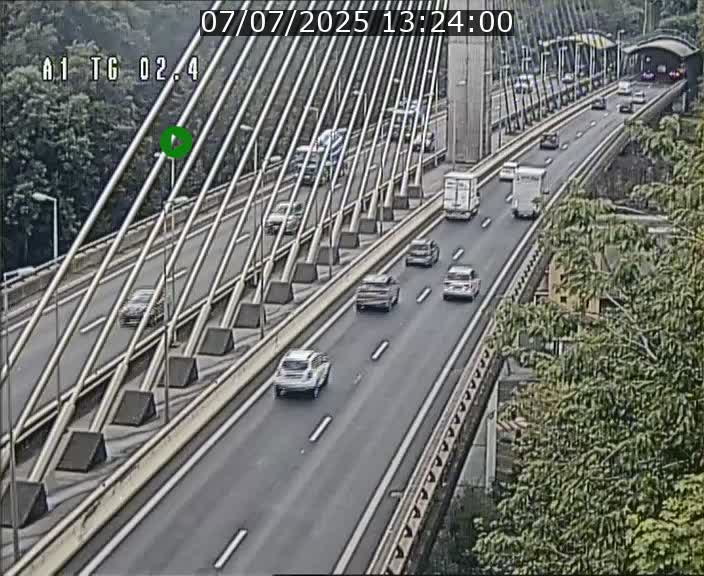 Traffic live webcam Luxembourg Sandweiler - A1 direction Luxembourg-ville - BK 2.4