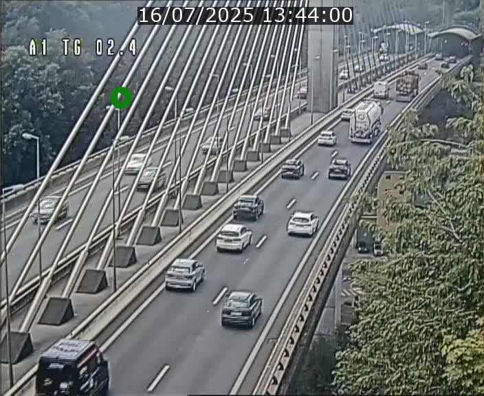 Traffic live webcam Luxembourg Sandweiler - A1 direction Luxembourg-ville - BK 2.4