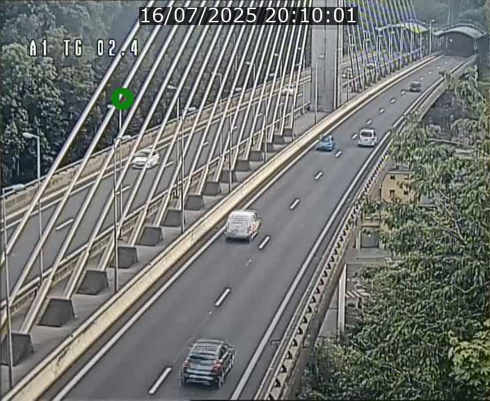 Traffic live webcam Luxembourg Sandweiler - A1 direction Luxembourg-ville - BK 2.4