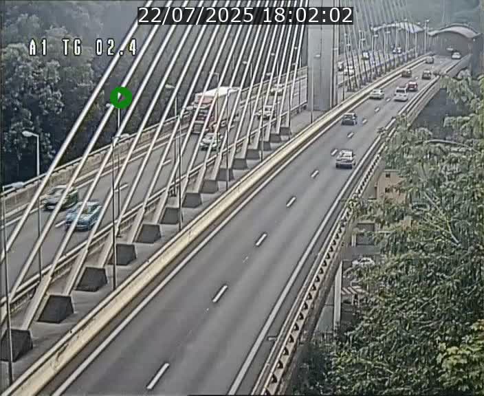 Traffic live webcam Luxembourg Sandweiler - A1 direction Luxembourg-ville - BK 2.4