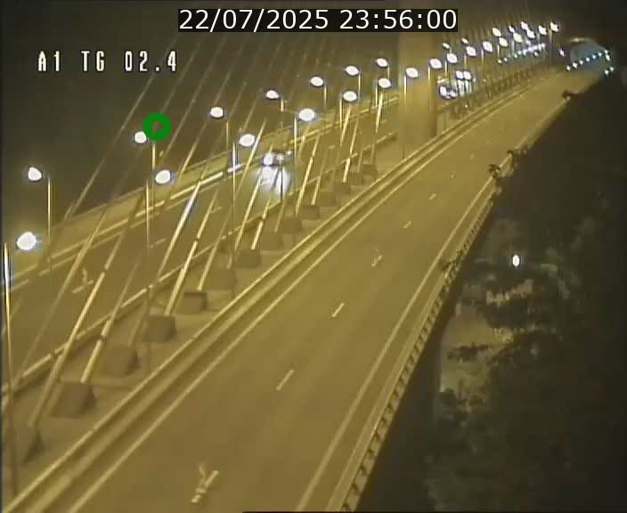 Traffic live webcam Luxembourg Sandweiler - A1 direction Luxembourg-ville - BK 2.4
