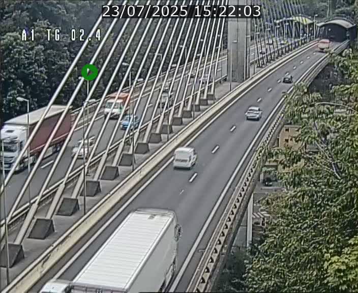 Traffic live webcam Luxembourg Sandweiler - A1 direction Luxembourg-ville - BK 2.4