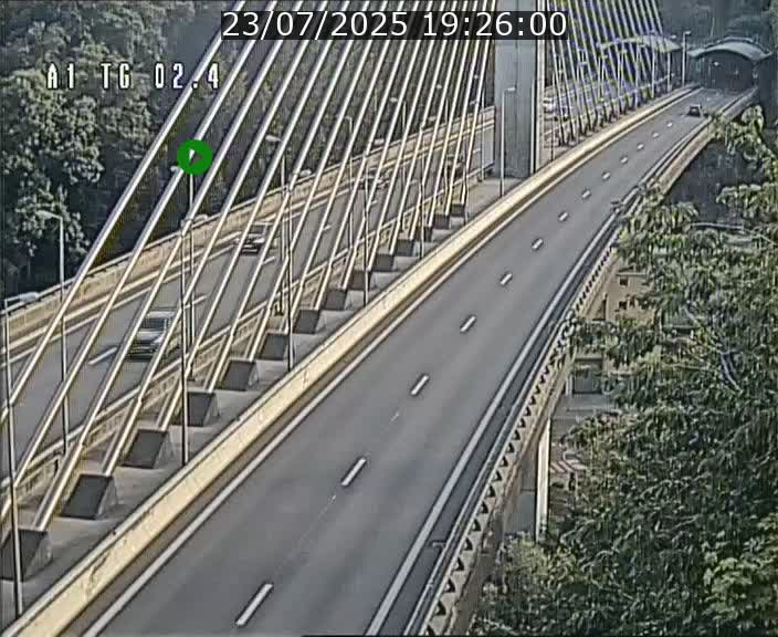Traffic live webcam Luxembourg Sandweiler - A1 direction Luxembourg-ville - BK 2.4
