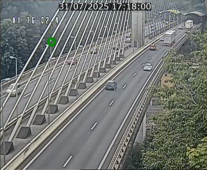 Traffic live webcam Luxembourg Sandweiler - A1 direction Luxembourg-ville - BK 2.4