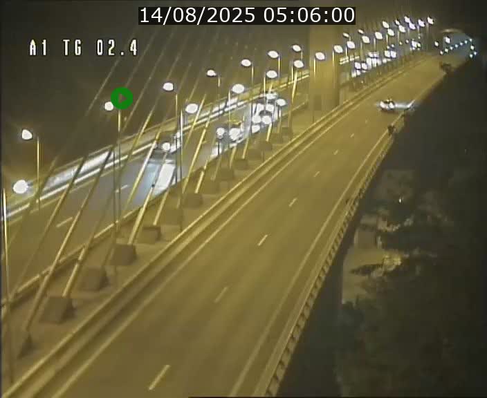 Traffic live webcam Luxembourg Sandweiler - A1 direction Luxembourg-ville - BK 2.4