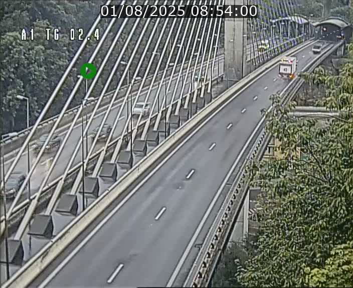Traffic live webcam Luxembourg Sandweiler - A1 direction Luxembourg-ville - BK 2.4