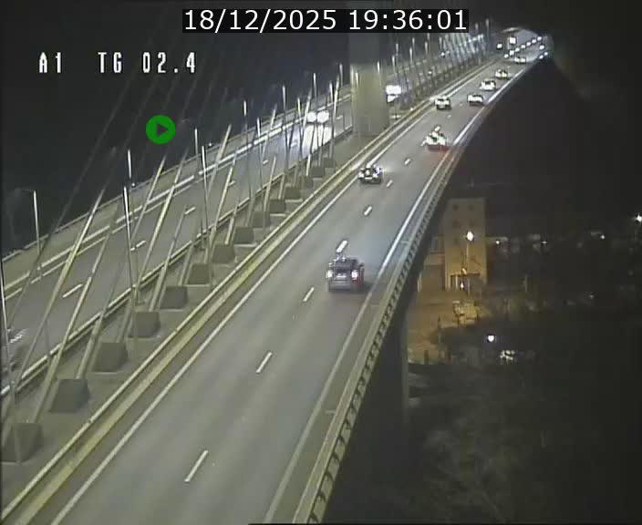 Traffic live webcam Luxembourg Sandweiler - A1 direction Luxembourg-ville - BK 2.4