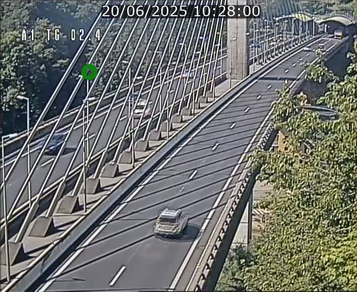 <h2>Traffic live webcam Luxembourg Sandweiler - A1 direction Luxembourg-ville - BK 2.4</h2>