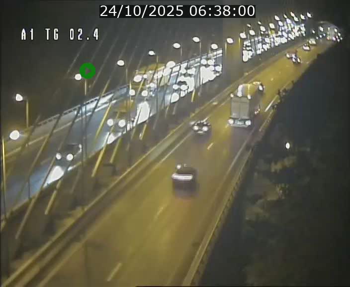 Traffic live webcam Luxembourg Sandweiler - A1 direction Luxembourg-ville - BK 2.4
