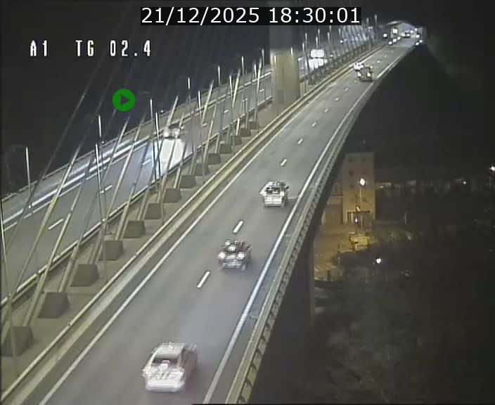 <h2>Traffic live webcam Luxembourg Sandweiler - A1 direction Luxembourg-ville - BK 2.4</h2>