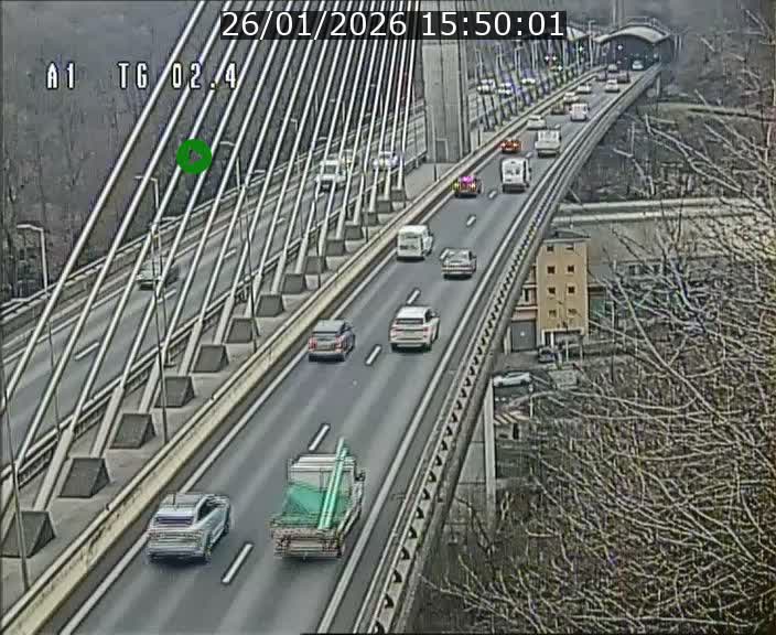 <h2>Traffic live webcam Luxembourg Sandweiler - A1 direction Luxembourg-ville - BK 2.4</h2>