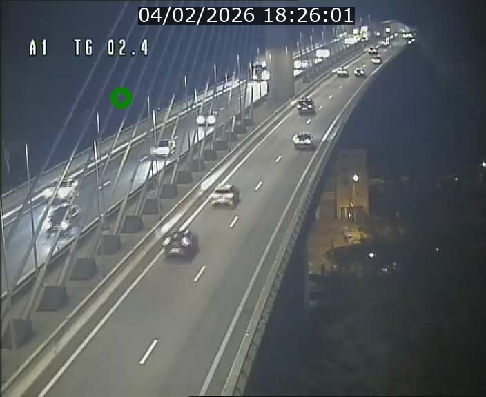 <h2>Traffic live webcam Luxembourg Sandweiler - A1 direction Luxembourg-ville - BK 2.4</h2>