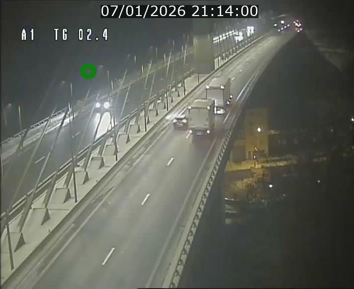 <h2>Traffic live webcam Luxembourg Sandweiler - A1 direction Luxembourg-ville - BK 2.4</h2>