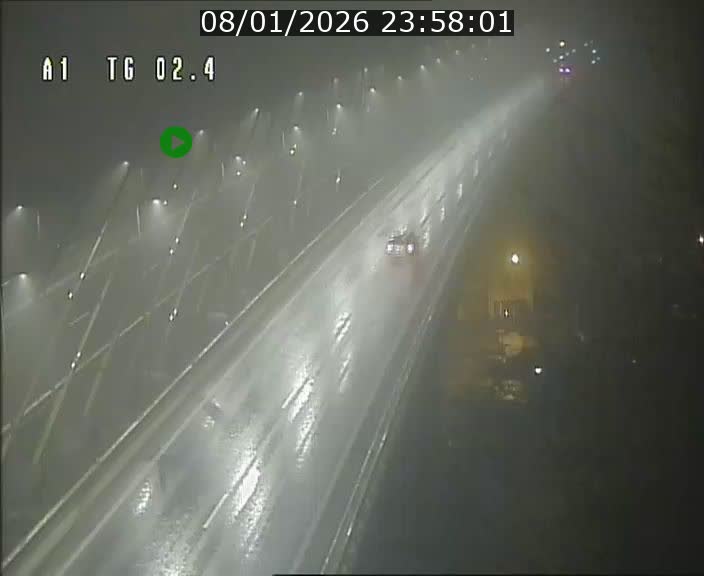 <h2>Traffic live webcam Luxembourg Sandweiler - A1 direction Luxembourg-ville - BK 2.4</h2>