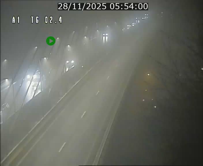 <h2>Traffic live webcam Luxembourg Sandweiler - A1 direction Luxembourg-ville - BK 2.4</h2>