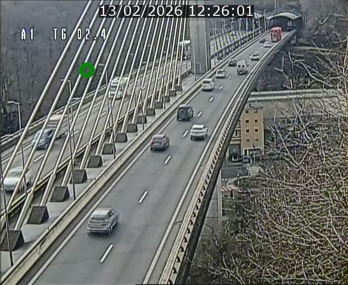 <h2>Traffic live webcam Luxembourg Sandweiler - A1 direction Luxembourg-ville - BK 2.4</h2>