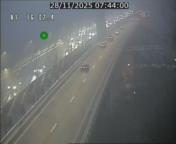 <h2>Traffic live webcam Luxembourg Sandweiler - A1 direction Luxembourg-ville - BK 2.4</h2>